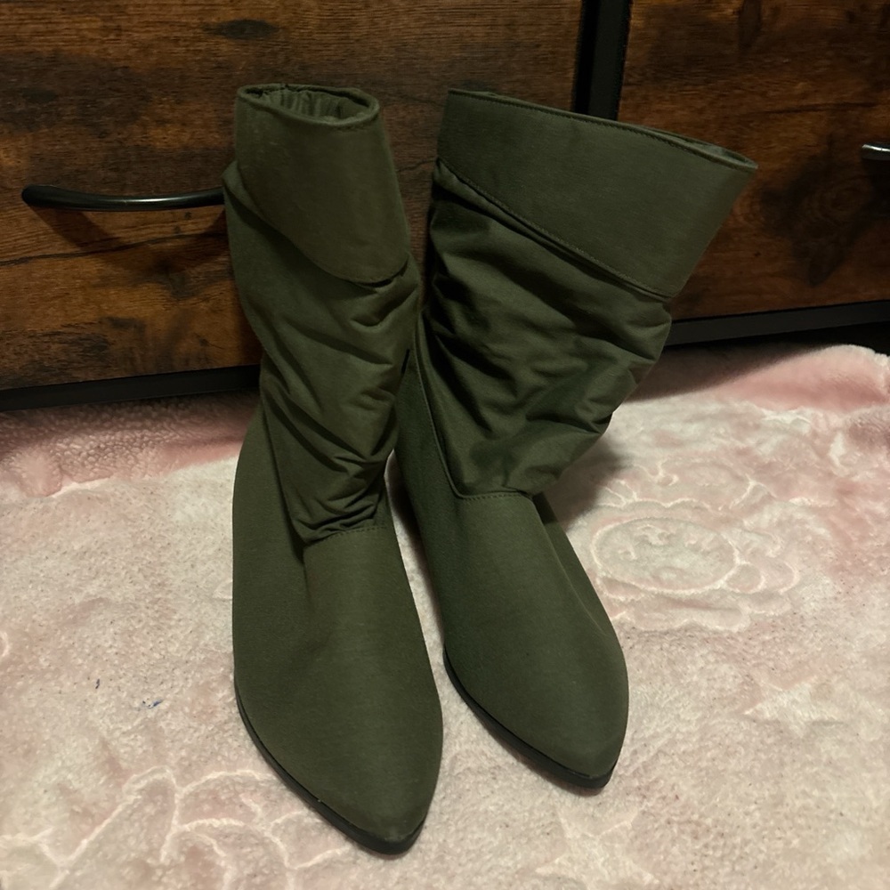 Stylish Olive Ankle Booties for Women - Picture 6 of 10